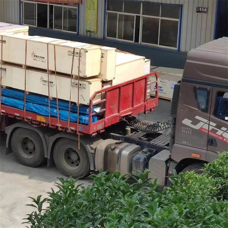 黑龙江鹤岗兴山至新疆阿勒泰福海县物流专线，一站式服务，让您的货物畅行无忧